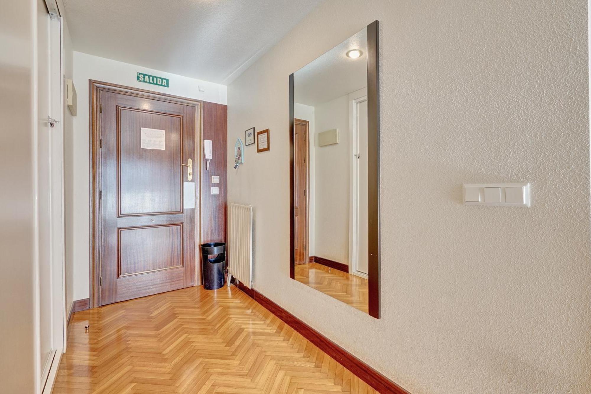 Apartamento Mendebaldea Hospitales Premium Pamplona
